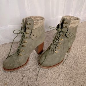 Justfab Keltie faux leather booties size 10